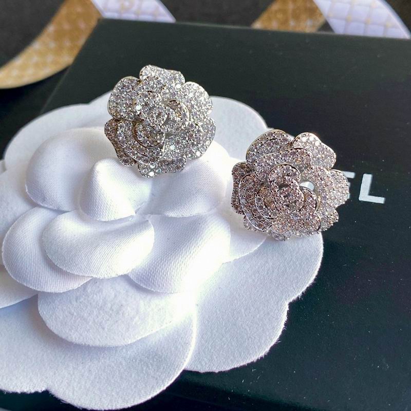 Chanel Earring 04yxs283